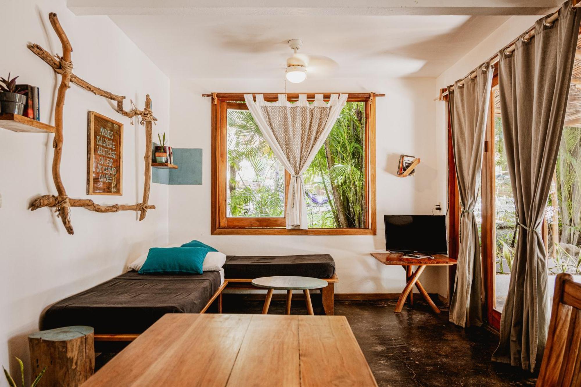 Griss Lodge & Spa Playa Santa Teresa  Экстерьер фото